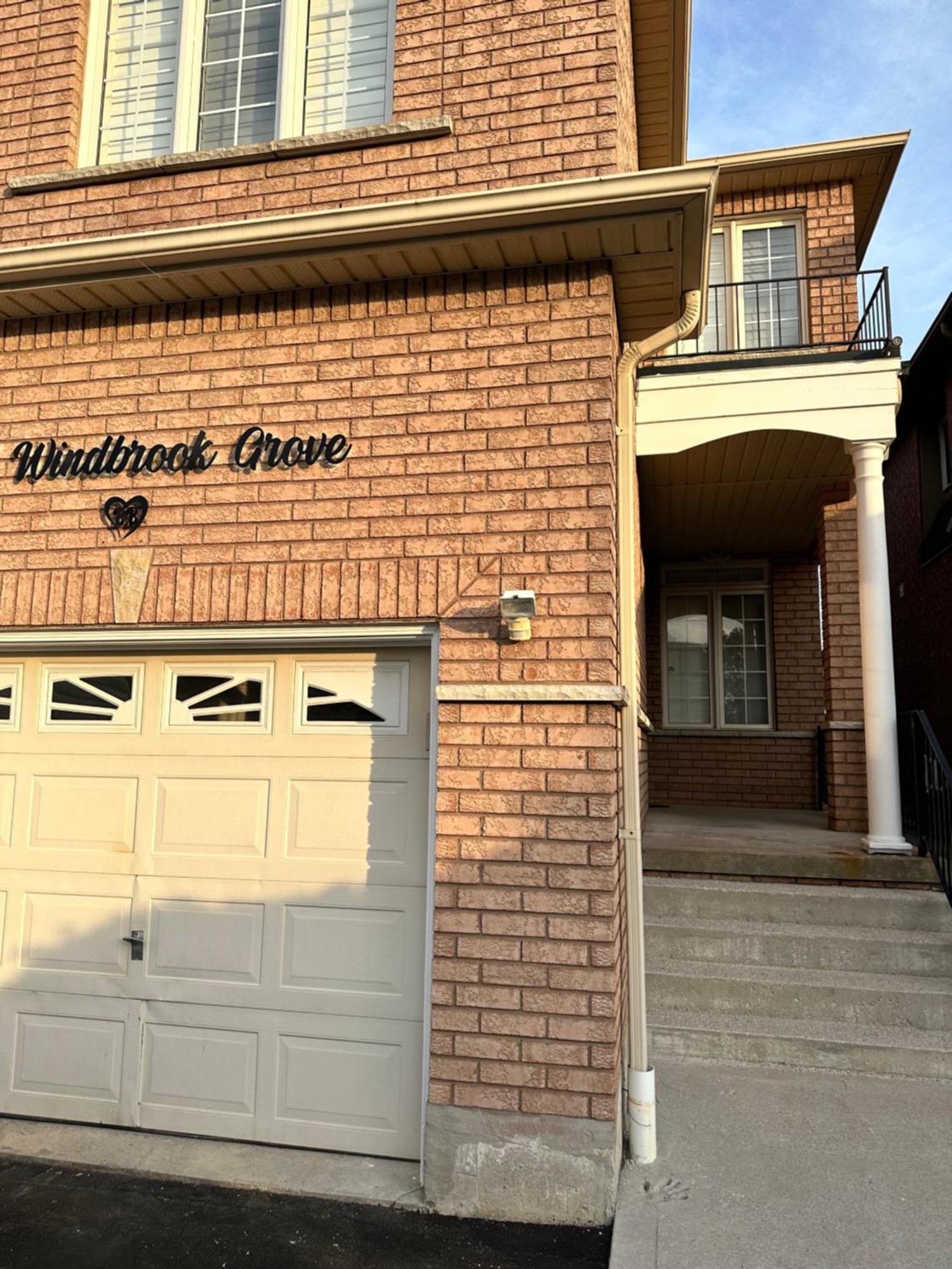 Beautiful Home Mississauga Exterior photo